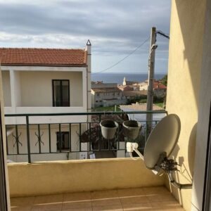 Appartement T2 terrasse - location annuelle - centre Cargèse